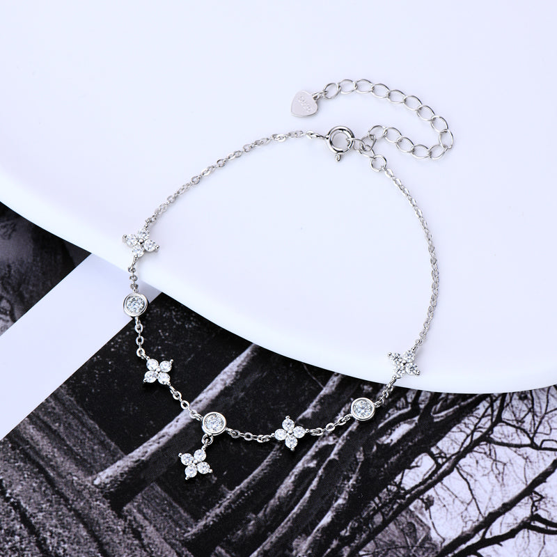 FIFTH AVENUE - Muitli-Diamond Bracelet