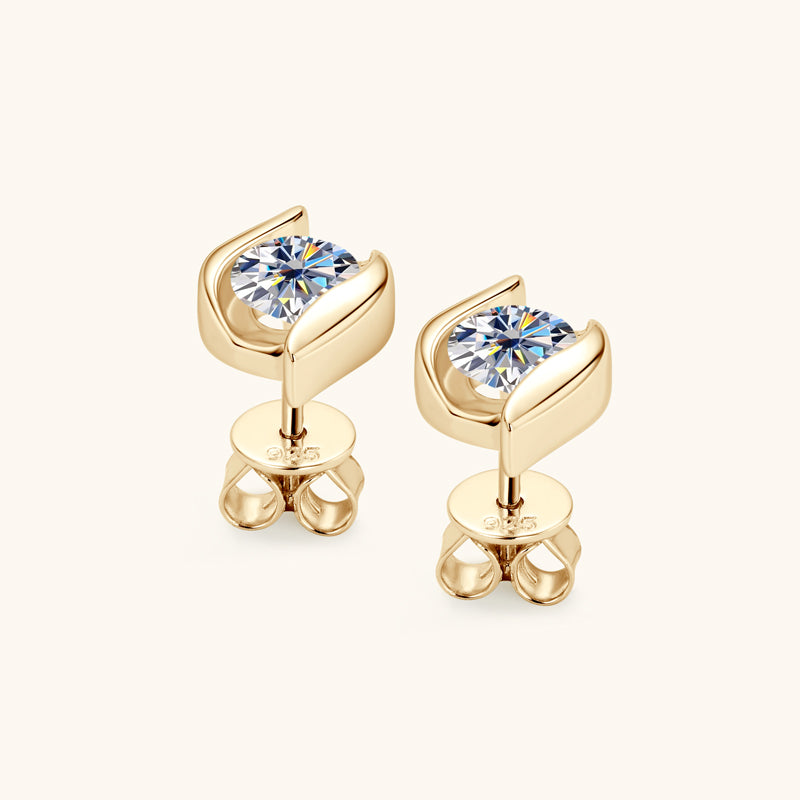 HENNESSY - Snatched Diamond Stud Earrings