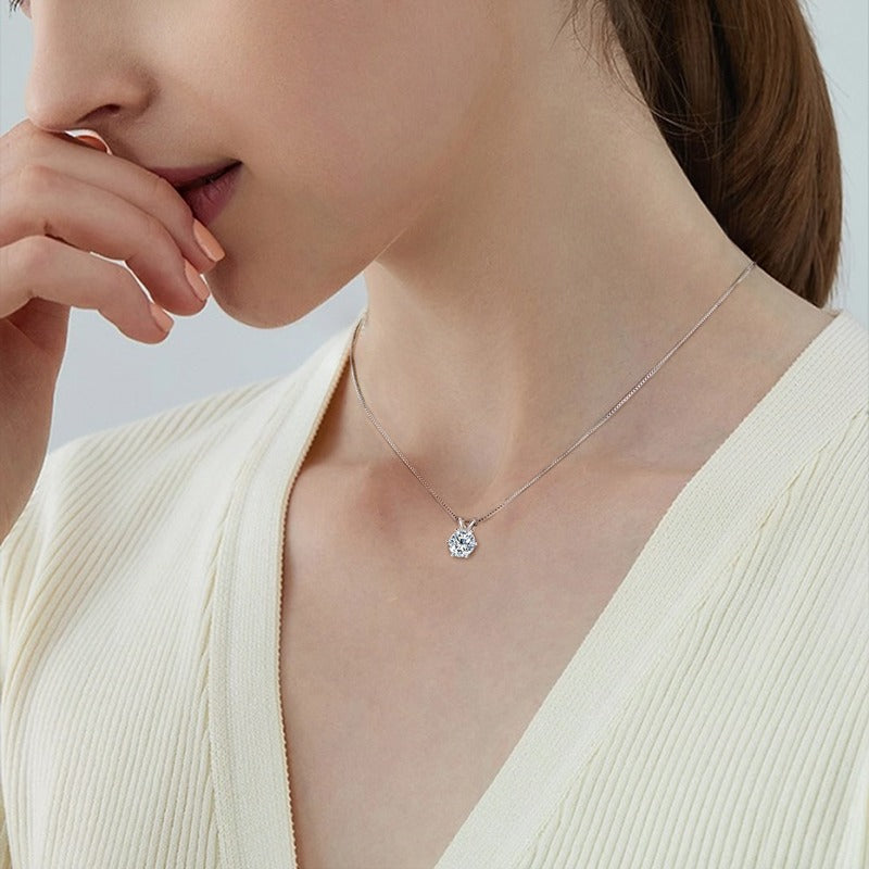 WINDSOR - Diamond Pendant Necklace