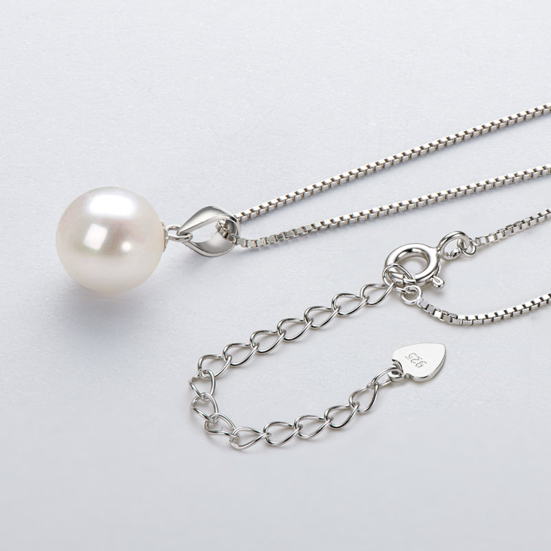 TRIESSA - Natural Freshwater Pearl Necklace